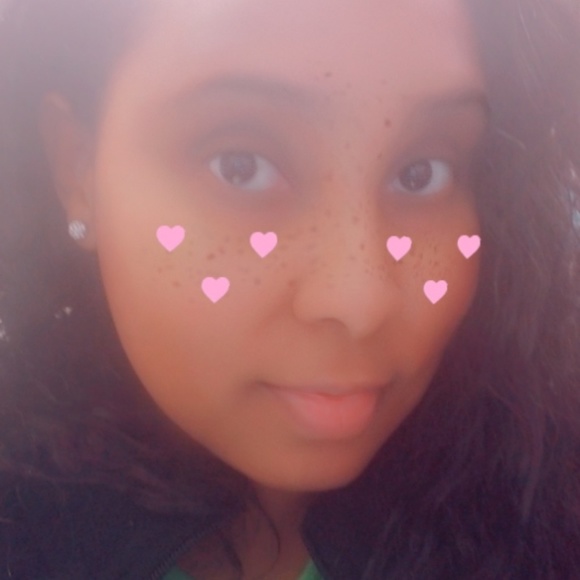 Meet your Posher, Ashley - Picture 1 of 1